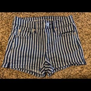 American Eagle 🦅 Shorts DONATING SOON!!